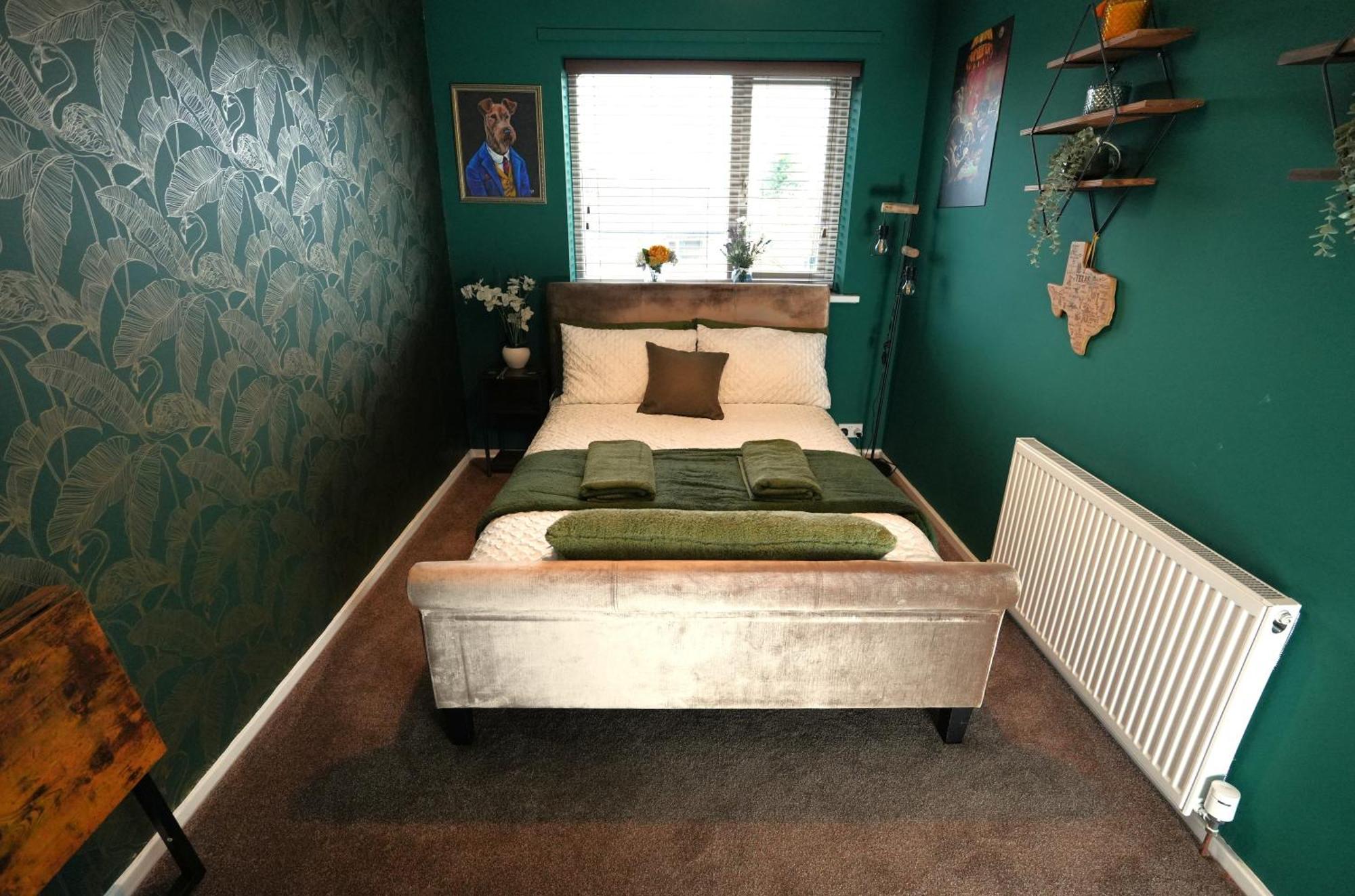 Detached Homestay - Super, King & Double Rooms - Leyland, Preston, Chorley, Lancashire Dış mekan fotoğraf