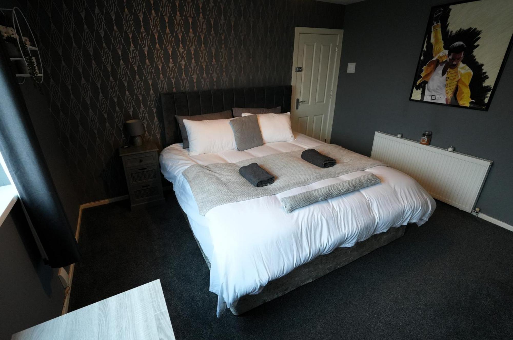 Detached Homestay - Super, King & Double Rooms - Leyland, Preston, Chorley, Lancashire Dış mekan fotoğraf